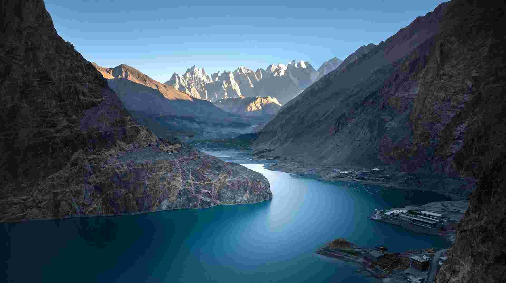Pakistan: Karakoram Highway, Local Eats & Village Life