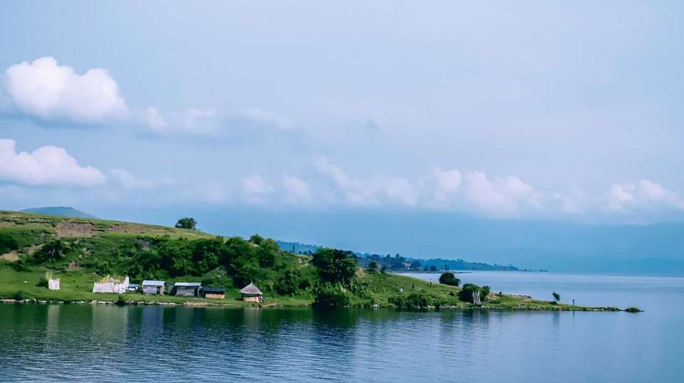 A Perfect Rwanda Wildlife & Scenic Escape - Kingfisher Journeys - Rwanda - Image 4