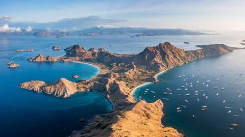 Indonesia Solo Trips: Indonesia Island Hopping
