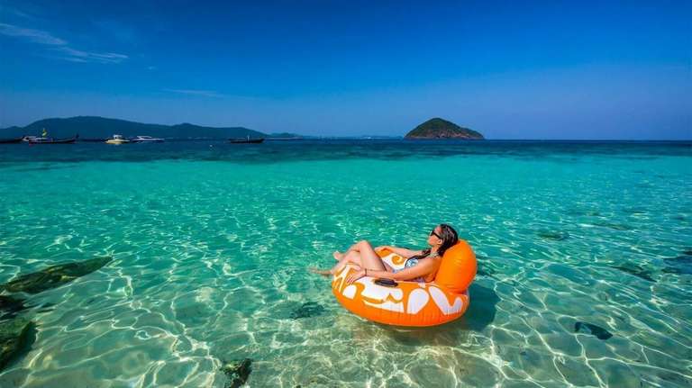 14-Day Classic Highlights of Vietnam and Thailand  trip - alternative tour available