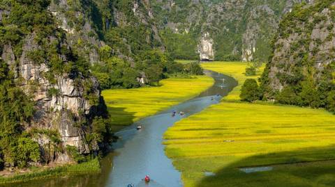 Hanoi Local Boat Rides Tour: Vietnam Thailand Attractions In 18 Days