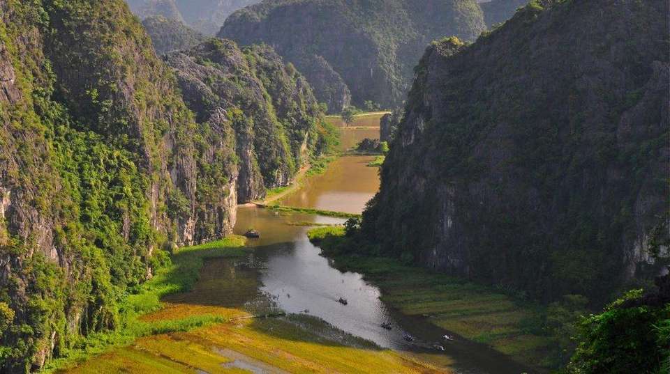 Vietnam Thailand Attractions in 18 Days - Asia King Travel - Vietnam - Image 6