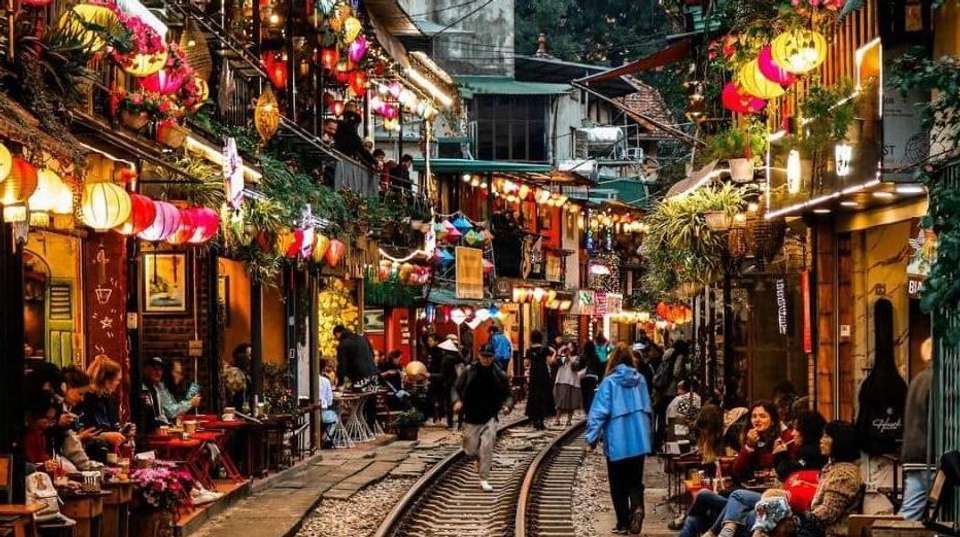 Romantic Vietnam in 10 Days:Culture, Cuisine, Beach Bliss - Az Local Trip - Vietnam