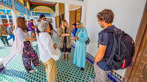 Marrakech Walking Tour: Marrakech: Bahia Palace, Madrasa Ben Youssef, Medina Tour