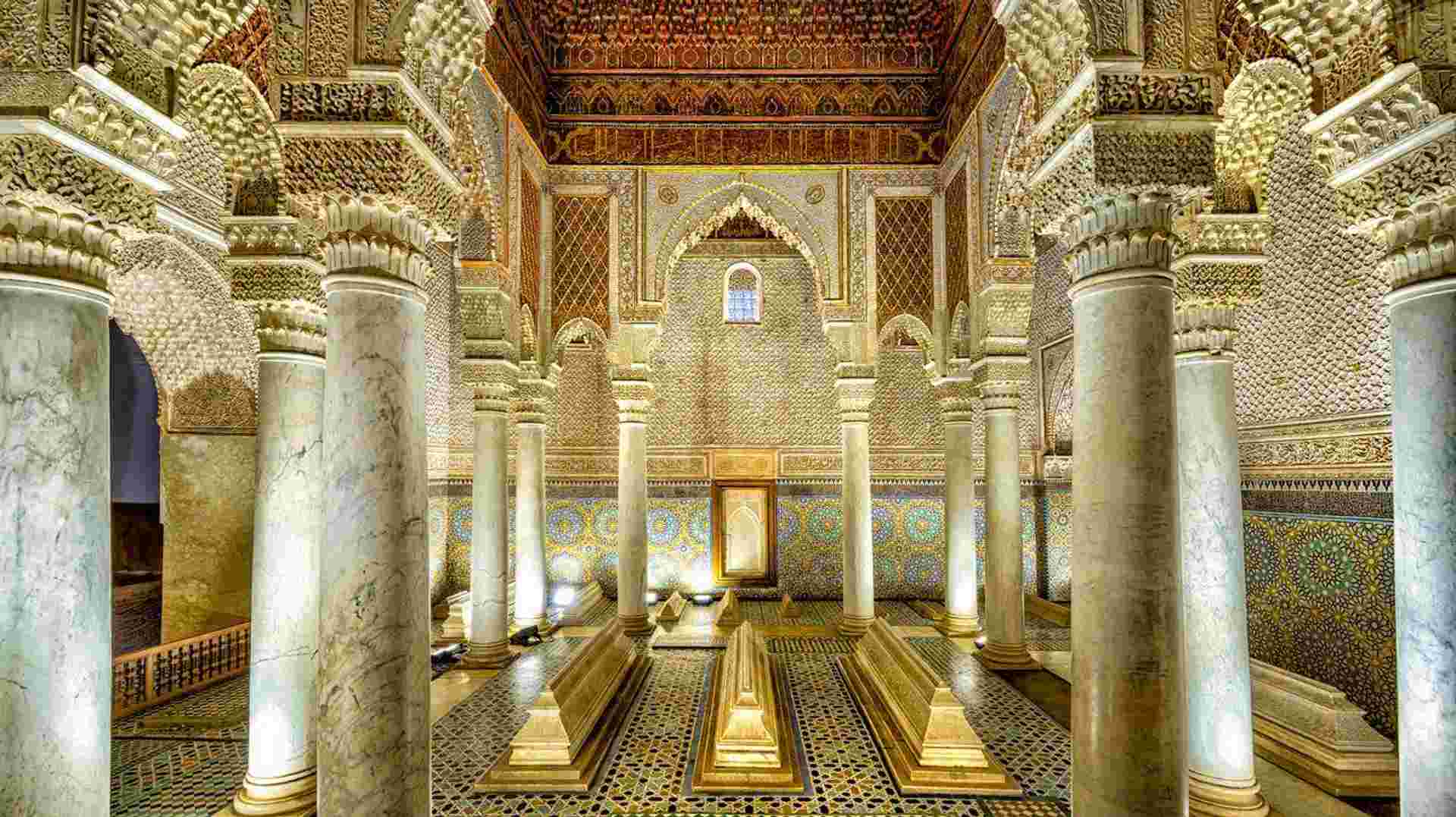 Marrakech: Saadian Tombs, Bahia Palace & Old Medina Tour