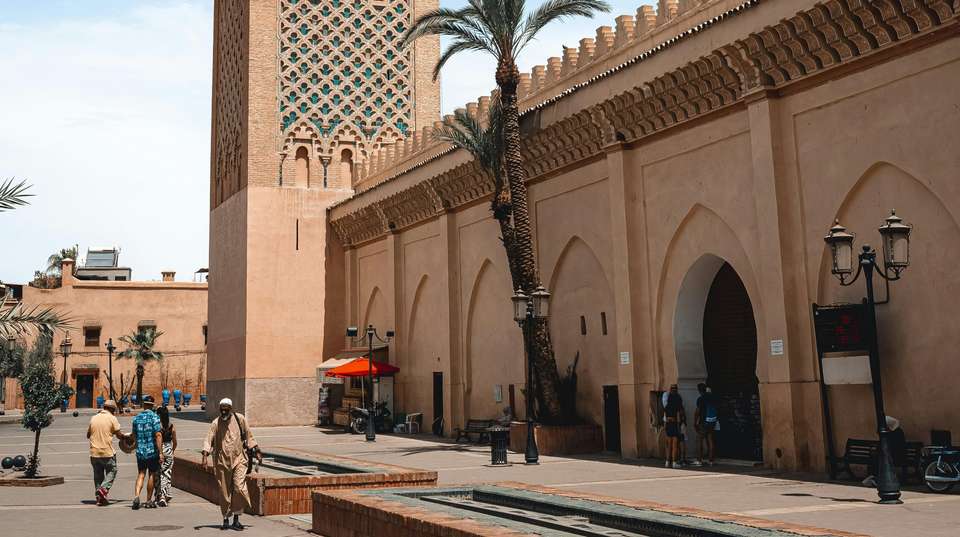 Marrakech: Saadian Tombs, Bahia Palace & Old Medina Tour - Voyagiste Maroc - Morocco - Image 6