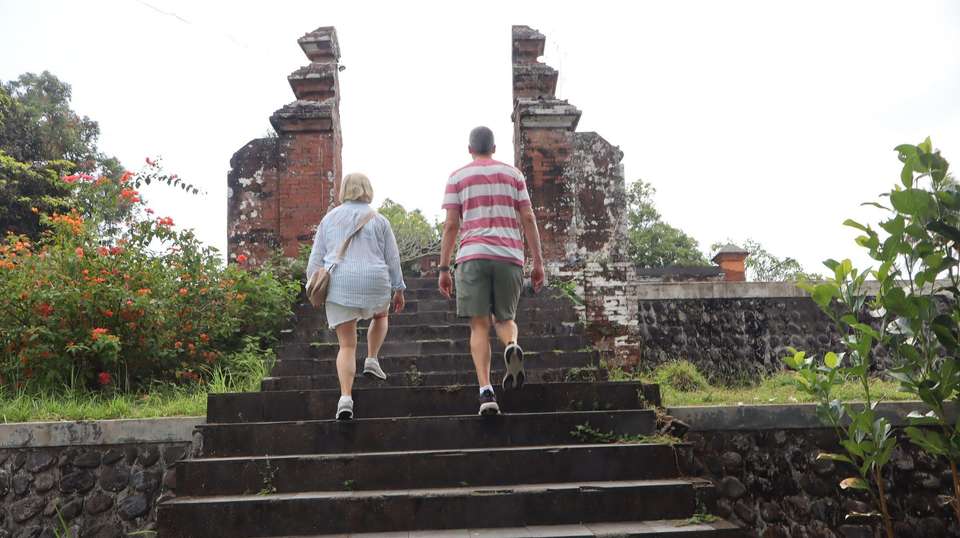Best of Lombok: Villages, Traditions and Waterfall - Adventure Lombok Tour - Indonesia - Image 1