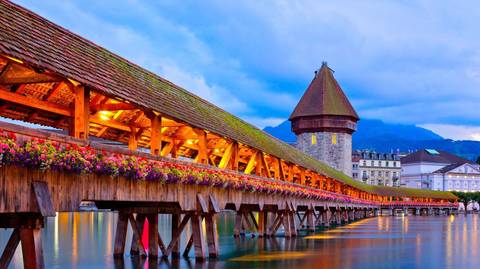 Paris Explorer Tour: French And Swiss Spirit Ar