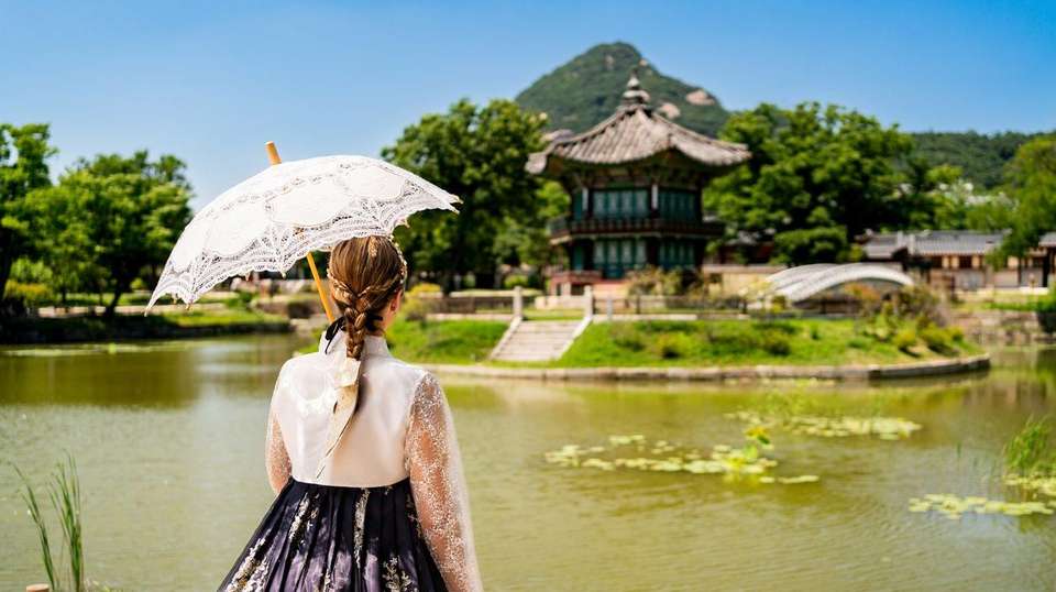 Korean Landscapes and Japan with Mount Fuji - Europamundo - South Korea - Image 6