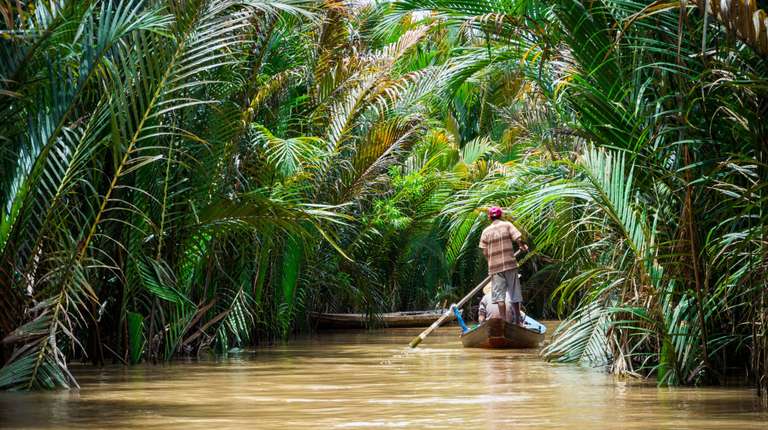 5 Days Explore Essence of Southern Vietnam trip - alternative tour available