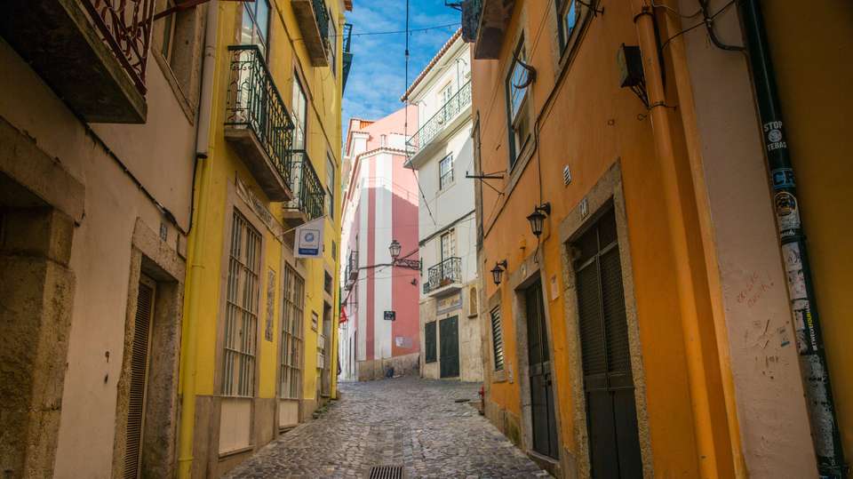 Spain & Portugal: Flamenco & Tapas - G Adventures - Spain - Image 23