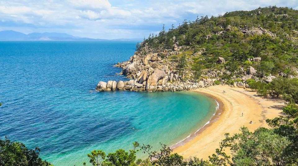 Tropical Queensland: Gold Coast to Cairns - undefined - Image 2