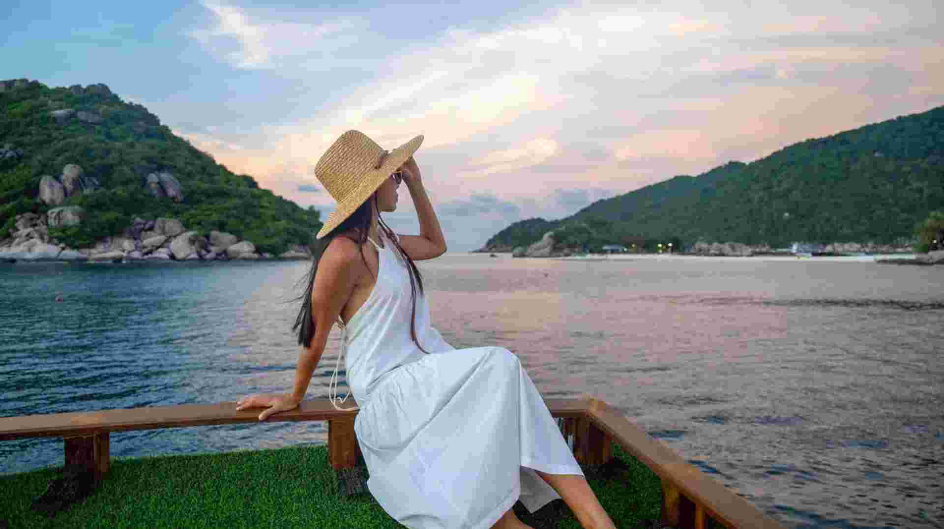 Thai Island Explorer