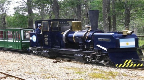 Image 3 of 4