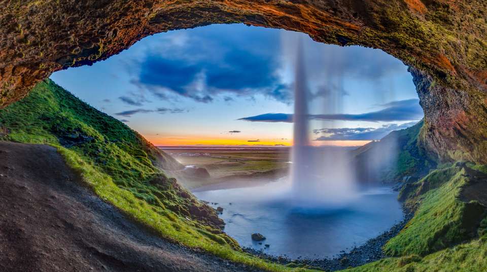 Iceland: See & Experience it all in 9 days, Luxury Tour - Charliethetraveler - Iceland