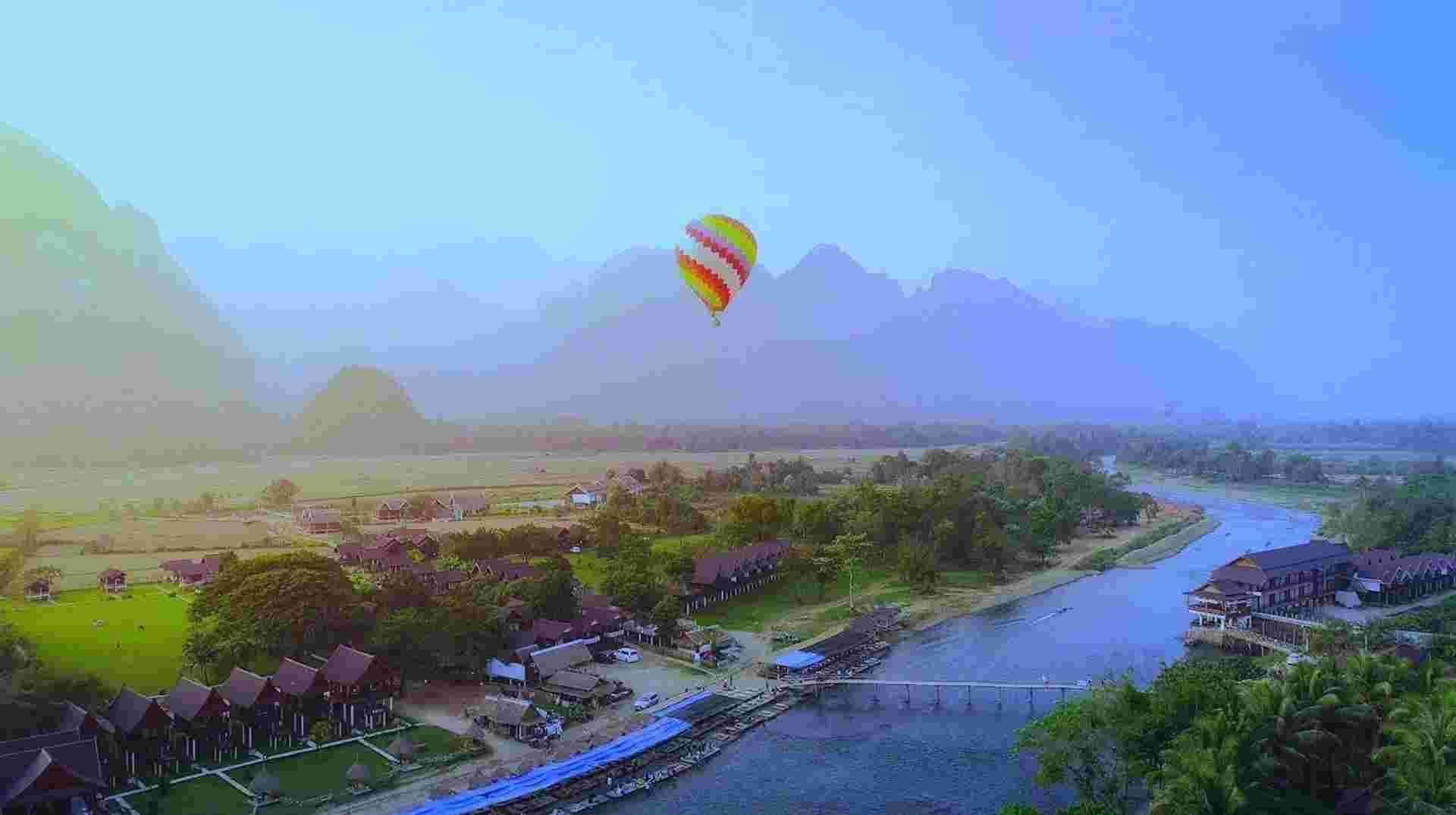 Laos: See & Experience it all in 7 days, Luxury Tour