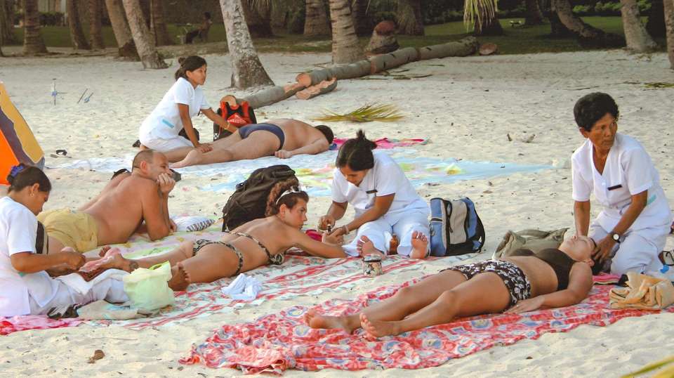 Philippines Grand Tour See & Experience it all in 14 days - Charliethetraveler - Philippines