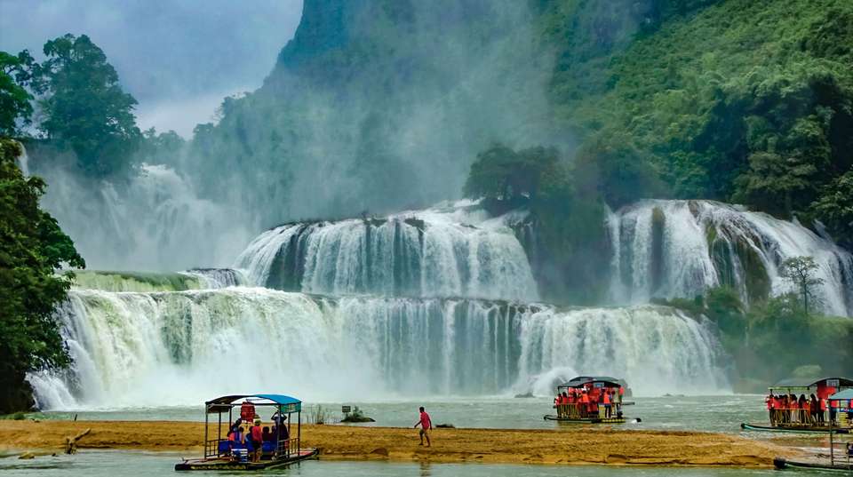 Vietnam: See & Experience it all in 11 days, Luxury Tour - Charliethetraveler - Vietnam