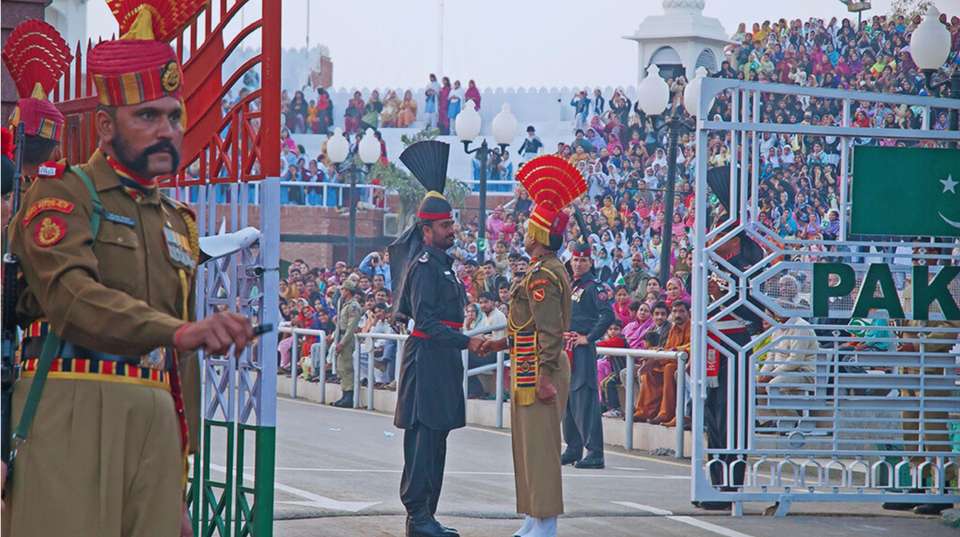 India: See & Experience it all in 17 days, Luxury Tour - undefined - Image 6