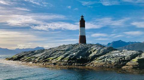 Southernmost Patagonia Jewels, Group Tours - March 2027