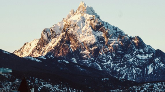 Image 2 of 6