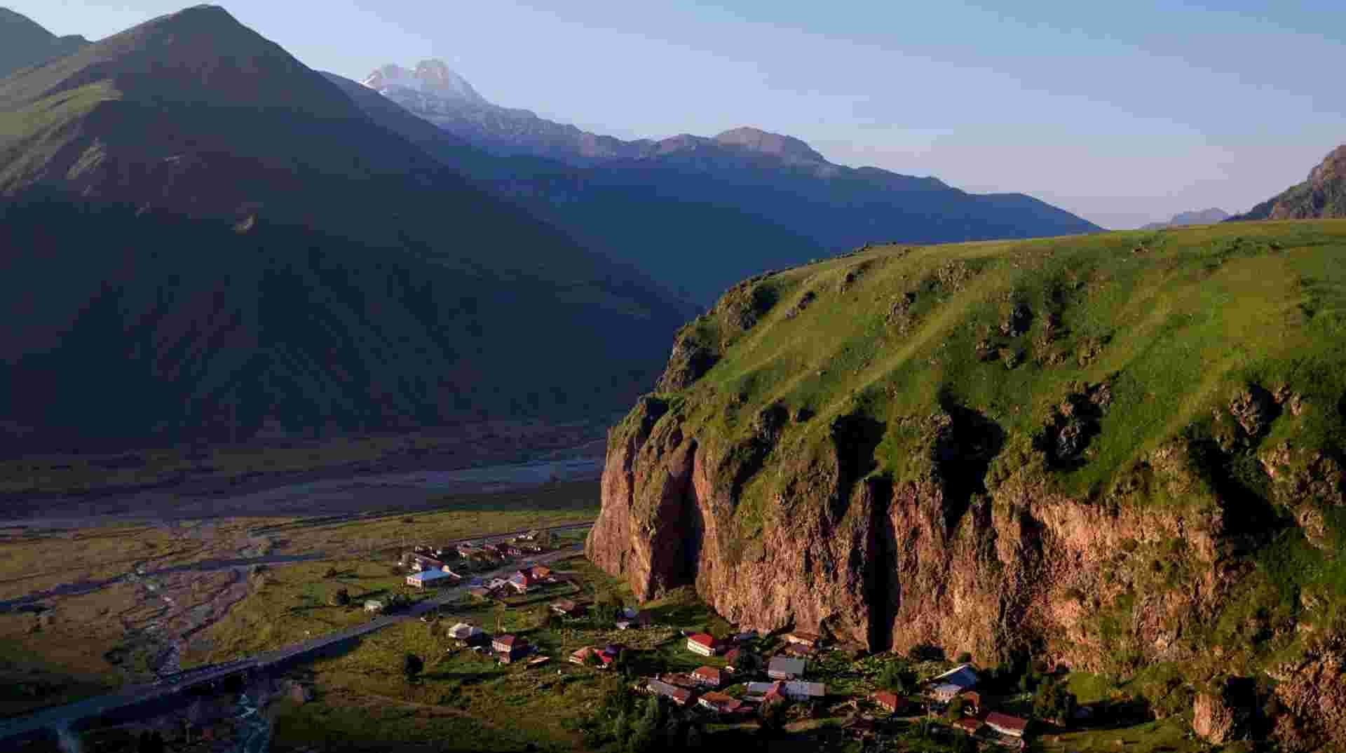 1-Day tour to Kazbegi & Gergeti Trinity Church