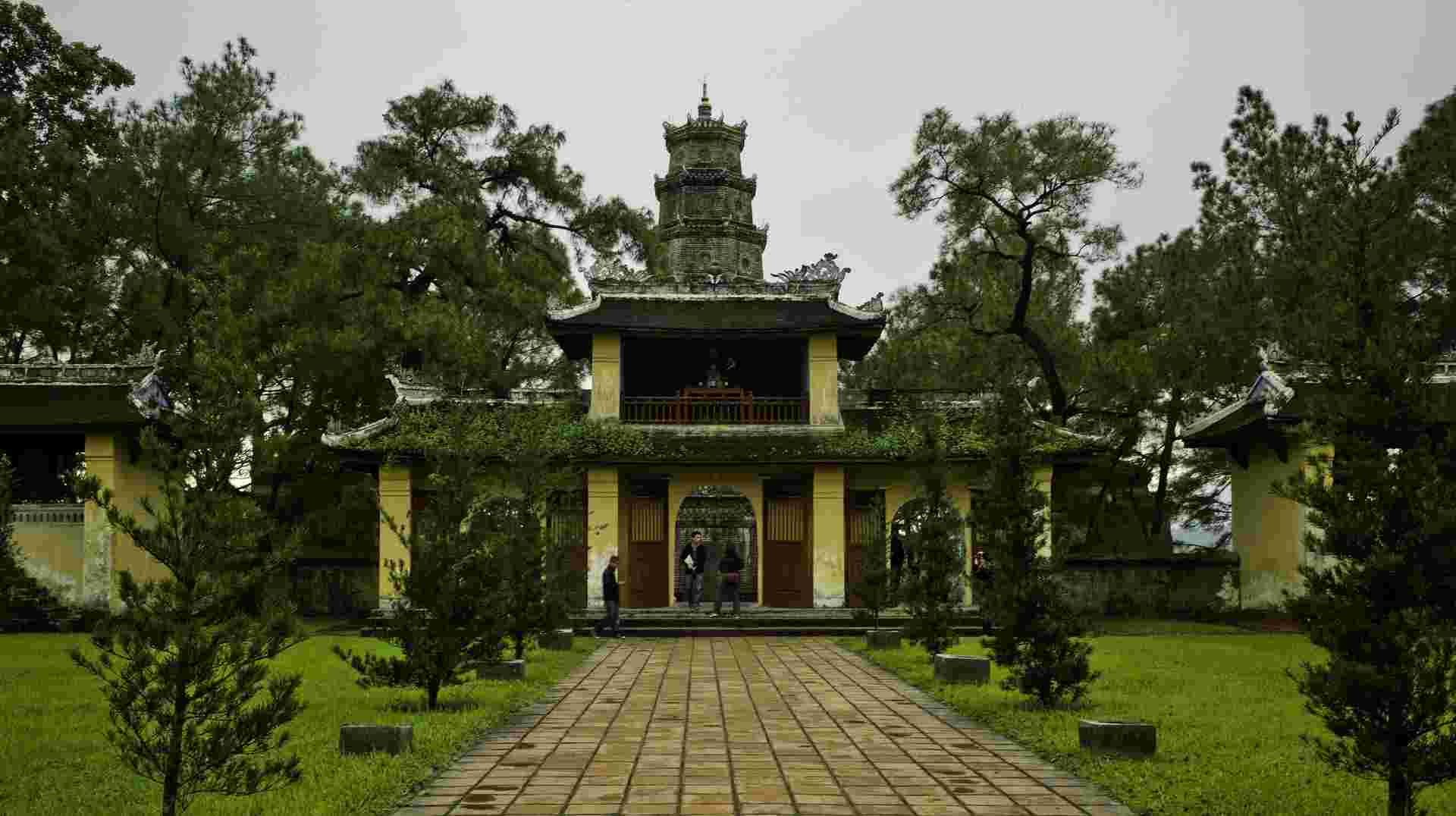 10 Days Highlights of Vietnam