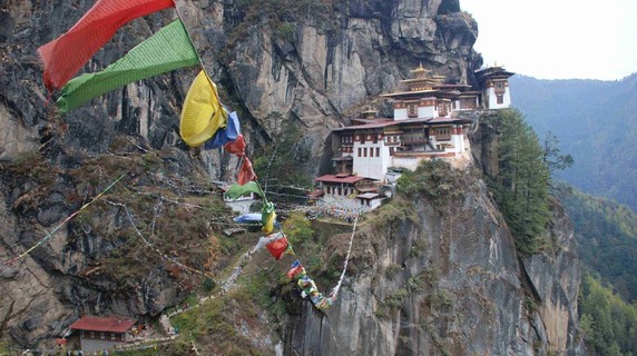 Image 2 of 10