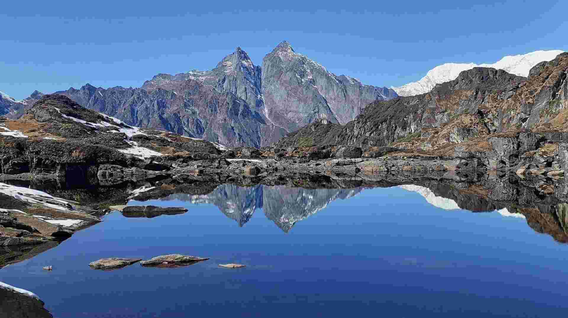 14 Days Makalu Base Camp Trekking