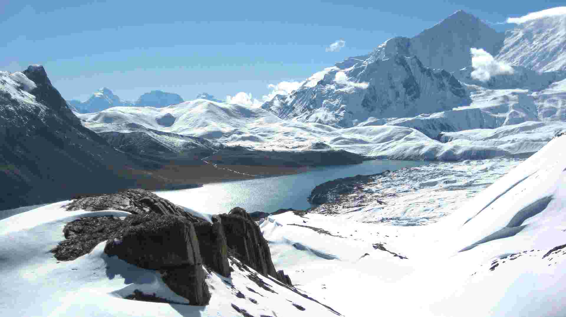 15 Day Annapurna Circuit Trek with Tilicho Lake