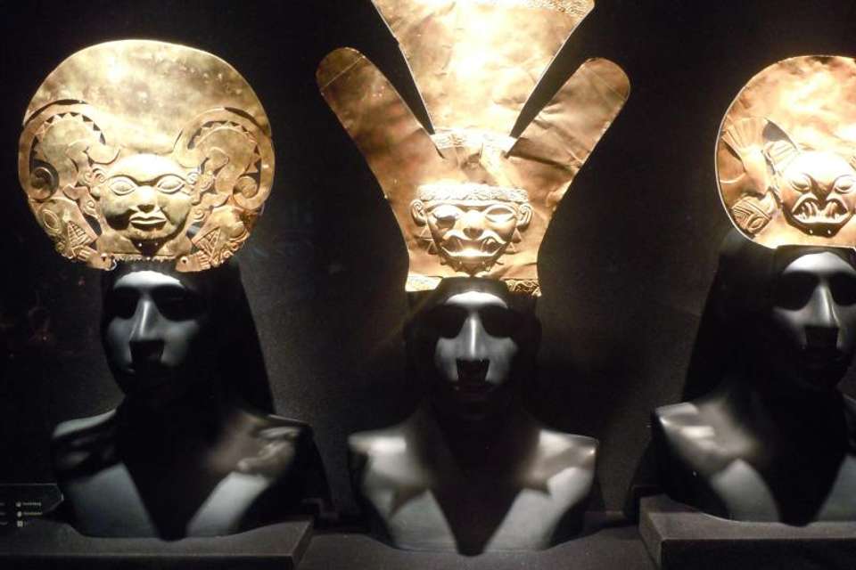 15-Day Journey Across Argentina & Peru - Tangol Tours - Argentina - Image 9