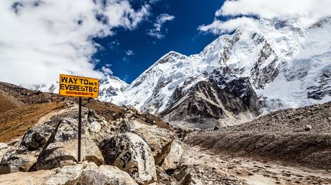 15 Days Gokyo- Chola Pass To Everest Base Camp Trekking - 15 Days