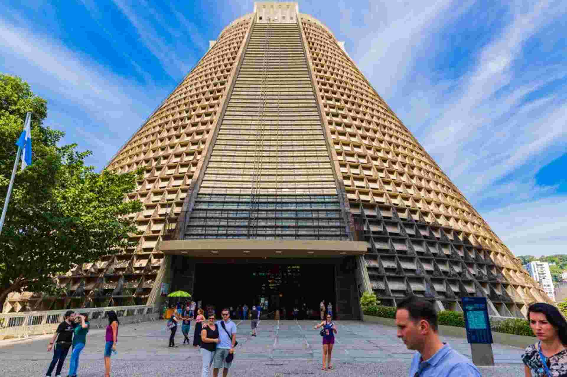 11 Nights in Rio de Janeiro, Foz do Iguazu, Salvador and Amazon