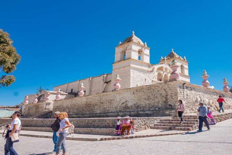 2-day Colca Canyon Classic Tour with transfer to Puno - Chivay trip - alternative tour available