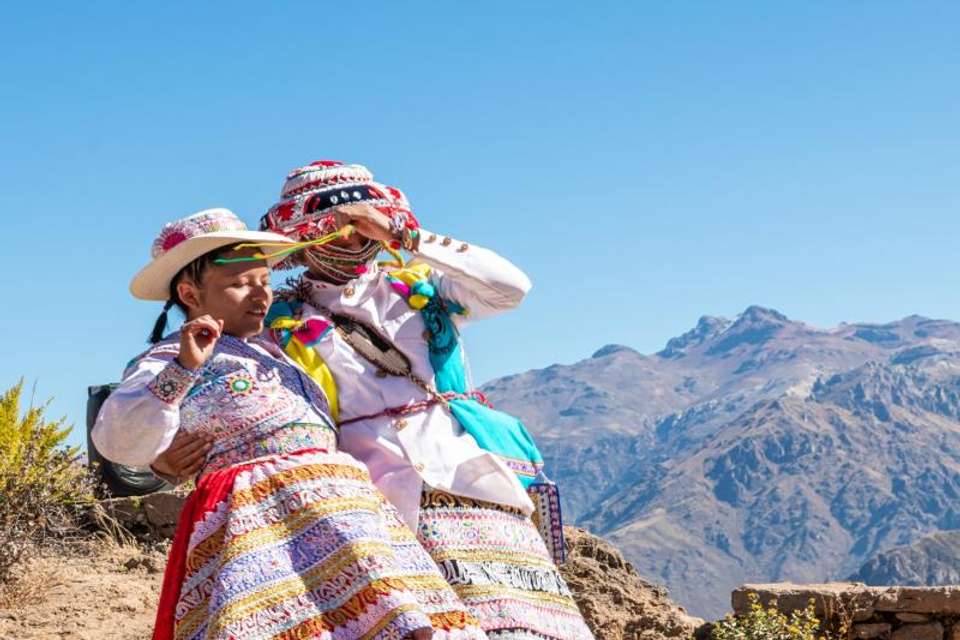 2-day Colca Canyon Classic Tour with transfer to Puno - Chivay - Tangol Tours - Peru - Image 3