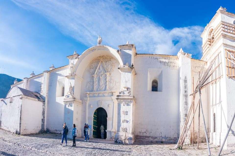 2-Day Colca Canyon Classic Tour - Yanque - Tangol Tours - Peru - Image 7