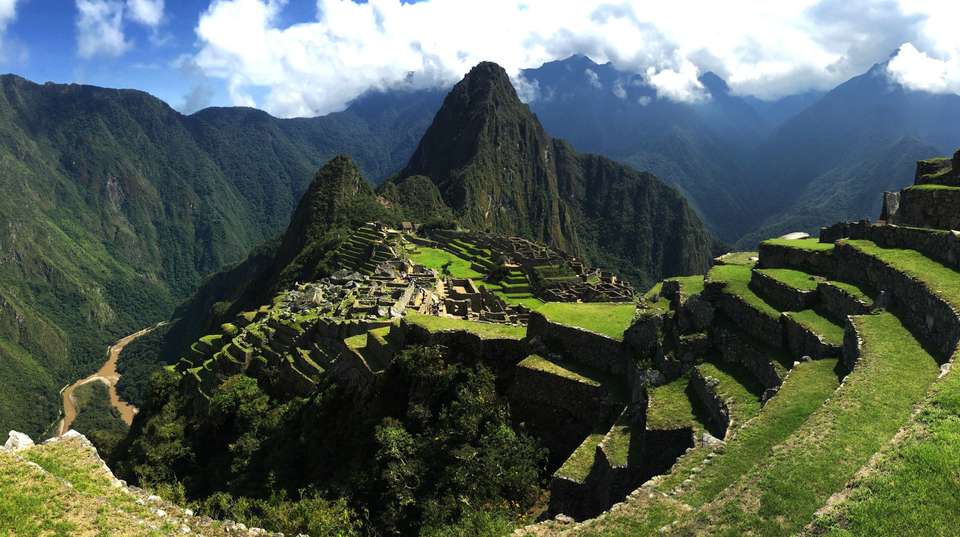 2 day Inca trail to Machu Picchu - Operator Machu Picchu Tours - Peru - Image 1