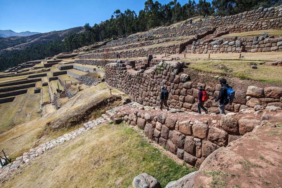 2-day Private Sacred Valley Experience: Waterfall, Hummingbirds & Chinchero - Destination Services - Peru - Image 5