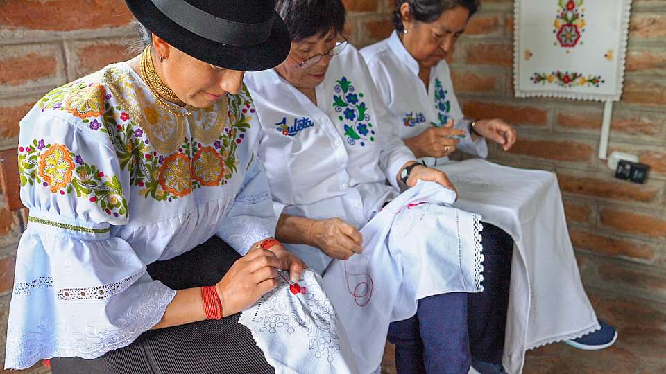 2-day Private Zuleta & Otavalo Experience: Crafted By Culture - Destination Services - Ecuador - Image 8