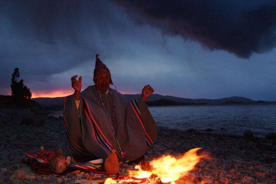 2-Day Tour Lake Titicaca: Uros, Amantani & Taquile - Lake Hotels - Tangol Tours - Peru - Image 2
