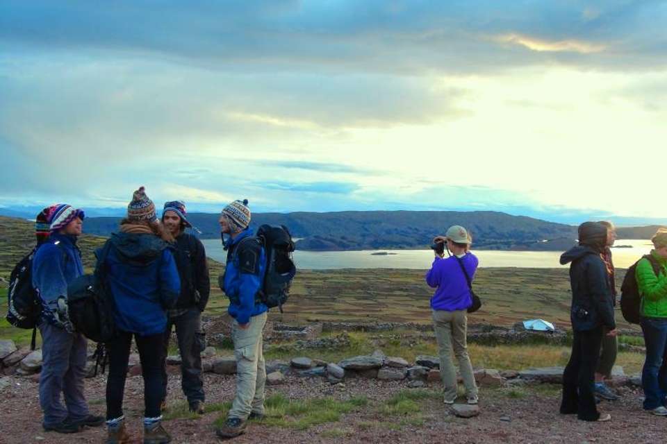 2-Day Tour Lake Titicaca: Uros, Amantani & Taquile - Lake Hotels - Tangol Tours - Peru - Image 3