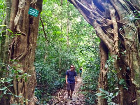 Hanoi Local Boat Rides Tour: Adventure To Cat Ba And Lan Ha Bay 3 Days 2 Nights