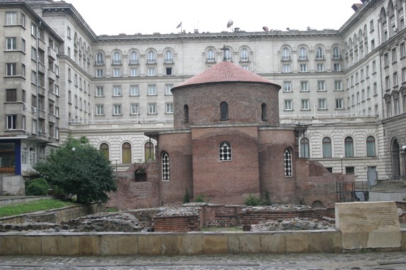 Image 4 of 22