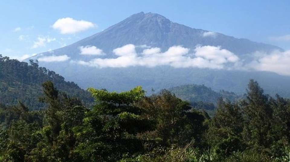 3 DAYS MOUNT MERU TREKKING - Dahlia Africa - Tanzania - Image 2