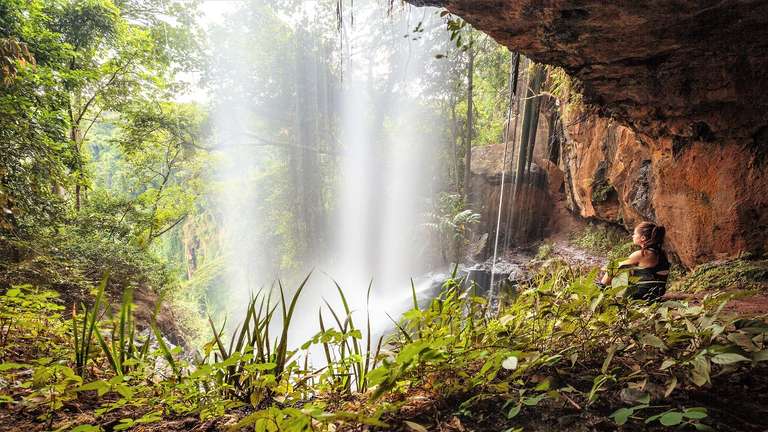 39-day Gorillas to Victoria Falls Accommodated