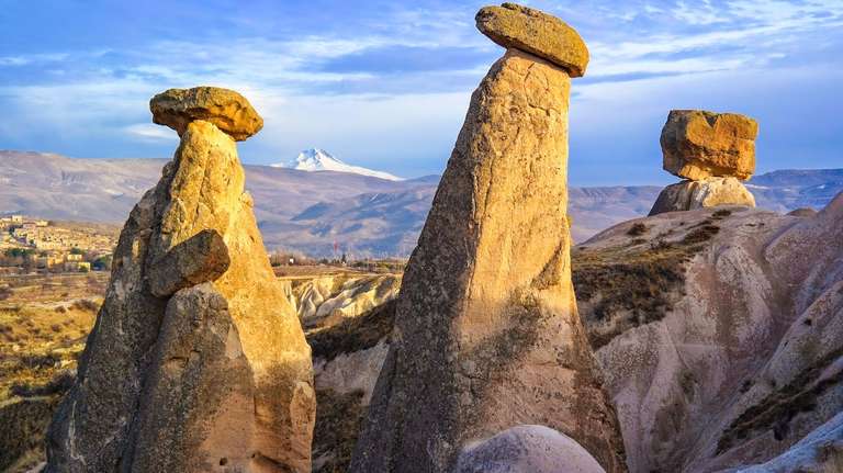 Istanbul Hot air balloon rides Tour: Cappadocia Tour From Istanbul: Three Days