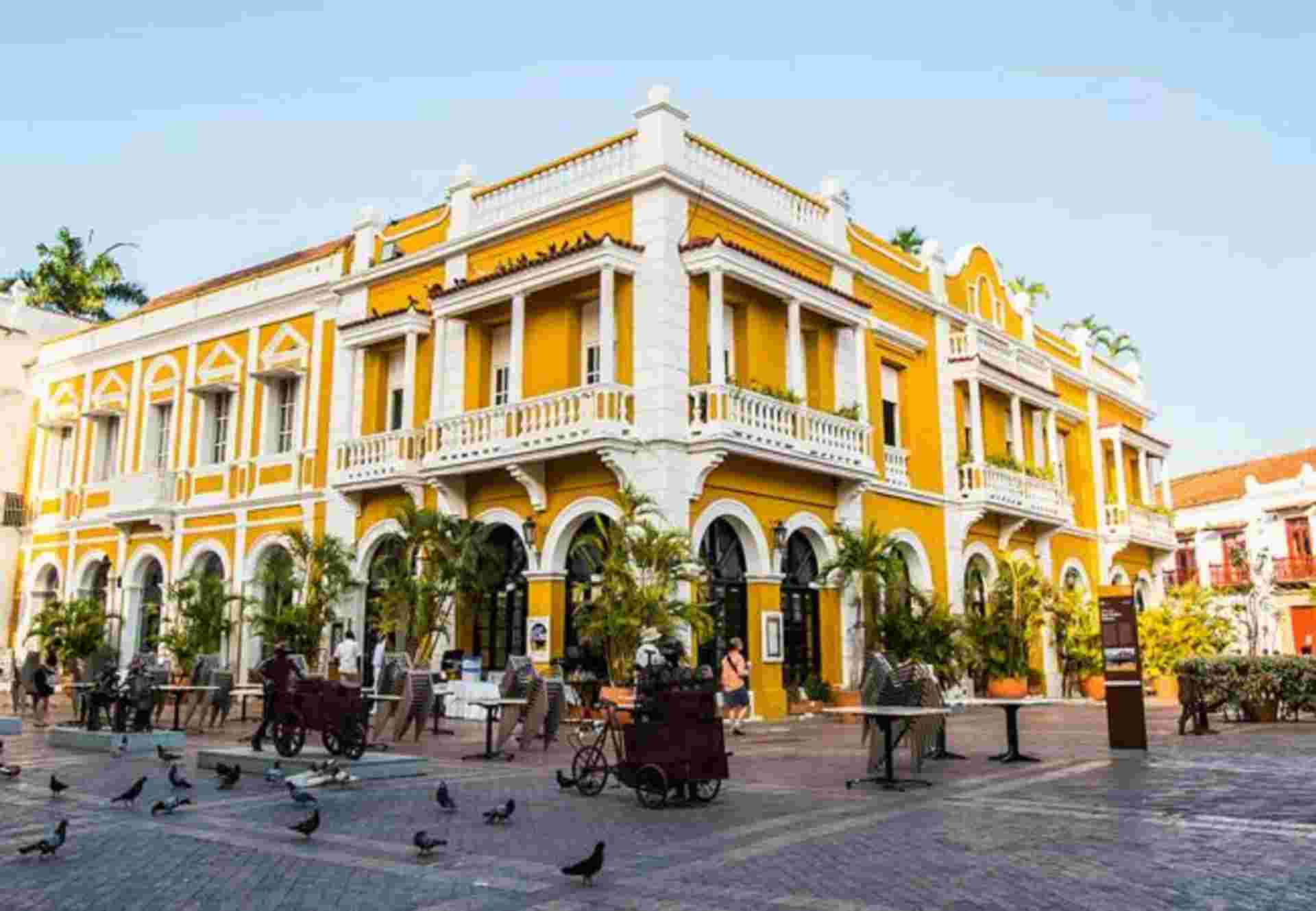 4-day Cartagena Classic – History, Color & Caribbean Charm