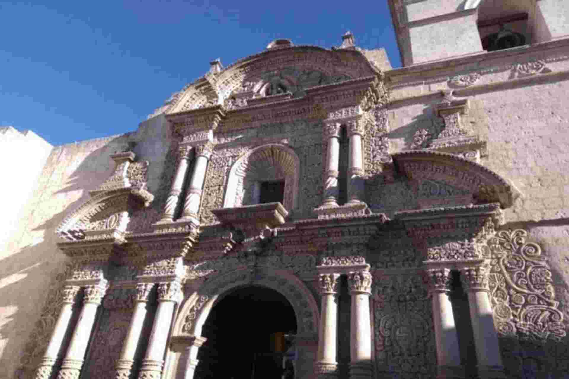 4-Day Arequipa and Colca Canyon Essential Tour Package