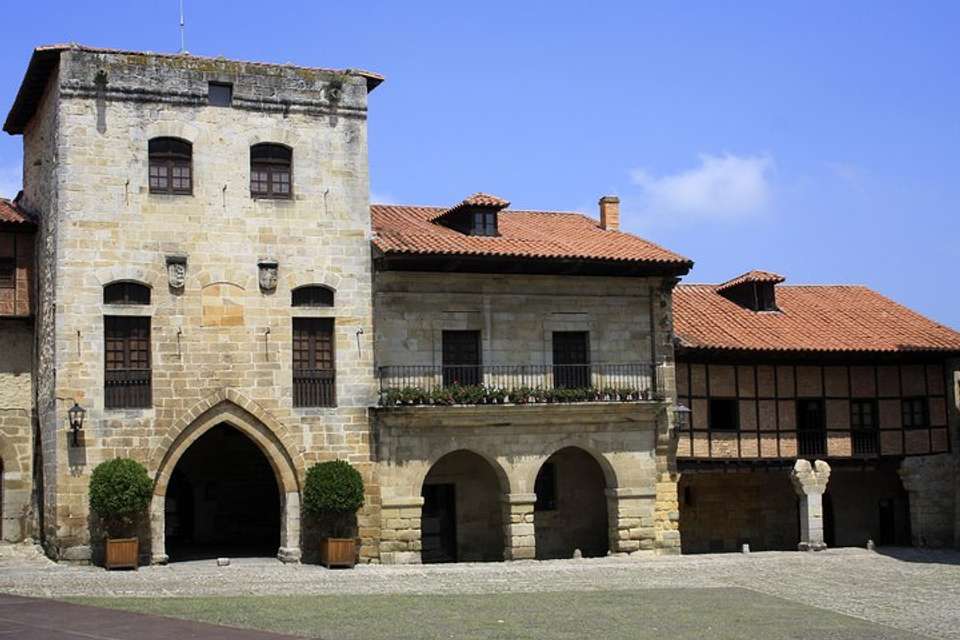 4 Day Guided Tour Basque Country And Oviedo From Barcelona (c-742) - Vpt Tours - Spain - Image 4