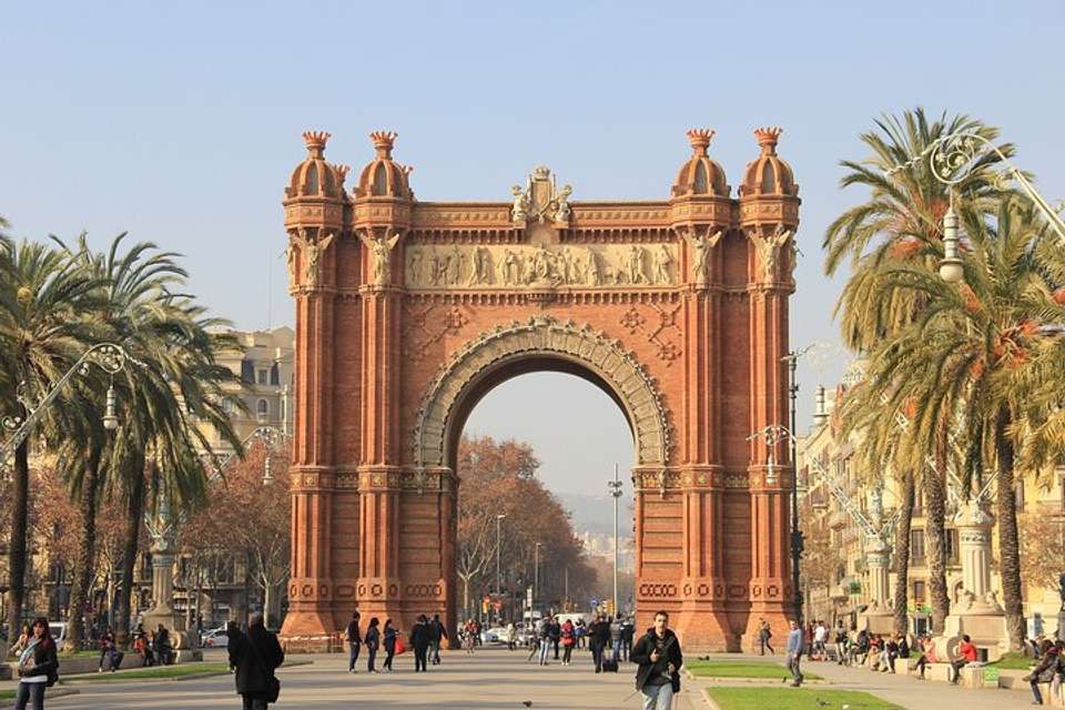 4-day Guided Tour Valencia & Barcelona From Madrid (c-441) - Vpt Tours - Spain - Image 9